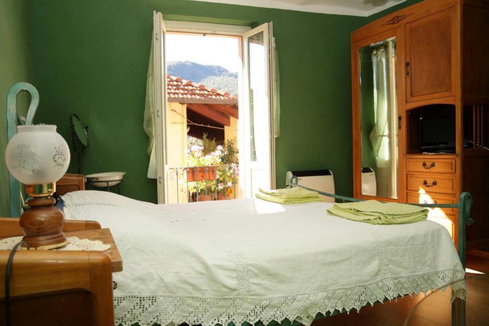 B&B Pisolo E I Persi Pien Roccasparvera Exterior photo